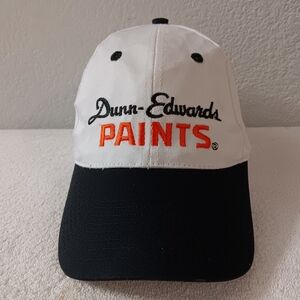 D-E Black and White Party Cap